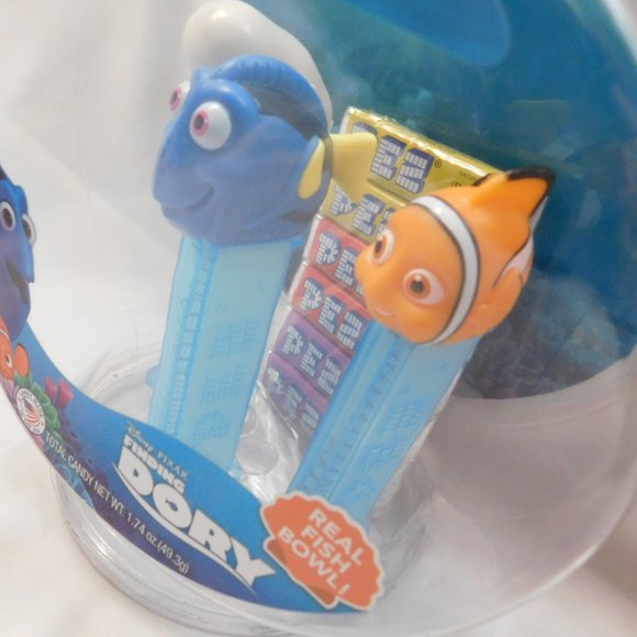 Pez Finding Dory Candy Fish Bowl Dispensers and Pez Candy - Picture 4 of 5